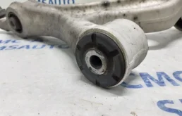 Рычаг задний левый нижний для Audi Q7 на фотографиях