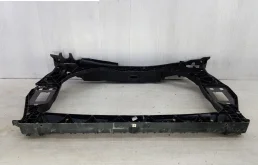 Кронштейн подушки двигателя для Audi Q3 2014 года на фотографиях