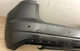 Бампер задний для Volkswagen Touareg 2025 года на фотографиях