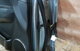 Дверь передняя левая для Opel Antara 2008 года на фотографиях