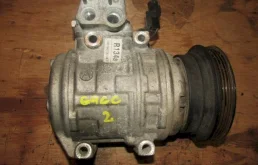 Компрессор кондиционера для Hyundai Elantra 2005 года на фотографиях