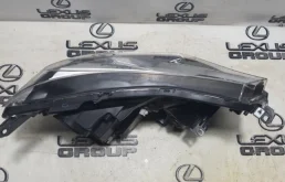 Фара ксенон левая для Toyota RAV4 2021 года на фотографиях