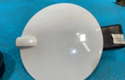 Лючок топливного бака для Opel Astra на фотографиях