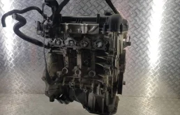 Двигатель без навесного для Kia Rio на фотографиях