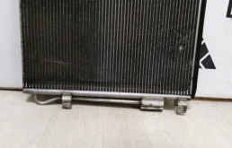 Радиатор кондиционера для Hyundai Solaris 2015 года на фотографиях