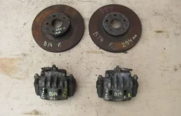 Суппорт передний левый для Subaru Forester на фотографиях