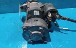 Стартер для Nissan Pathfinder 2008 года на фотографиях