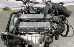 Двигатель без навесного для Nissan Serena 1996 года на фотографиях