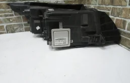 Фары для Land Rover Range Rover Evoque 2018 года на фотографиях