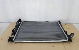 Радиатор охлаждения ДВС для Hyundai Creta на фотографиях