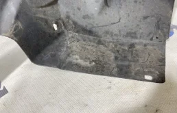 Подкрылок передний левый для Land Rover Freelander на фотографиях