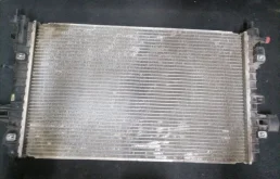 Радиатор охлаждения ДВС для Opel Astra H Седан 2004-2014