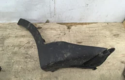 молдинг бампера правый внутренний (86586C5500) для Kia Sorento 2 XM Rest 2012-2021