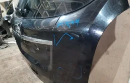 Дверь багажника для Opel Mokka на фотографиях