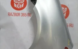 Крылья для Volkswagen Touran 2008 года на фотографиях