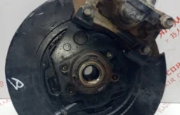 Рычаг продольный задний левый для Mitsubishi ASX 2010 года на фотографиях