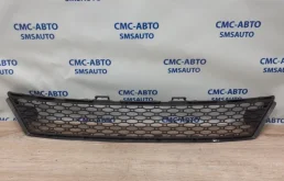 решетка переднего бампера центральная нижняя для Volvo XC70 BZ 2007-2016