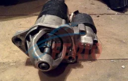 Стартер для Audi A4 1999 года на фотографиях