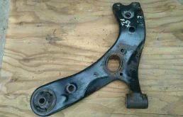 рычаг левый (Toyota 48069-12300) для Toyota Corolla E140/E150 Седан 2006-2013