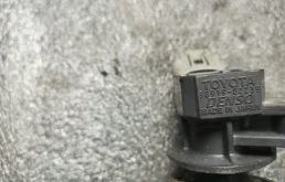 Катушка зажигания для Toyota Corolla на фотографиях