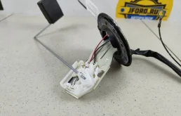 Датчик уровня топлива для Suzuki Grand Vitara на фотографиях