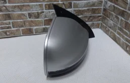 Стекла и зеркала для Audi Q7 2010 года на фотографиях