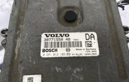 Блок управления двигателем для Volvo XC90 2012 года на фотографиях