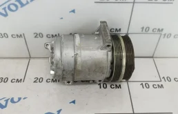 Компрессор кондиционера для Volvo C30 2012 года на фотографиях