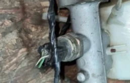 Главный тормозной цилиндр для Volvo XC90 2014 года на фотографиях