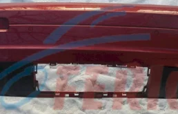 Усилитель переднего бампера для Audi Q7 2008 года на фотографиях