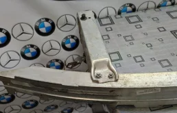 Бампер для BMW 7er 2011 года на фотографиях