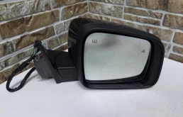 Стекла и зеркала для Jeep Grand Cherokee на фотографиях