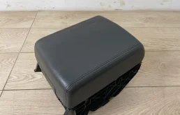 Подлокотник передний для Volkswagen Touareg I (7L) 2002-2010