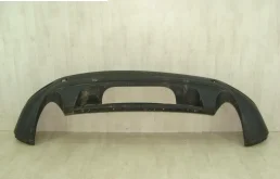 Накладка заднего бампера для Volkswagen Touareg на фотографиях