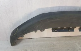 Отбойник капота для Audi Q3 на фотографиях