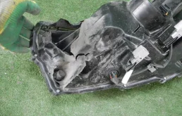 Фара правая для Toyota Highlander 2019 года на фотографиях