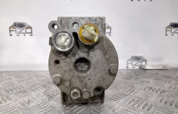 Компрессор кондиционера для Volvo XC90 2005 года на фотографиях