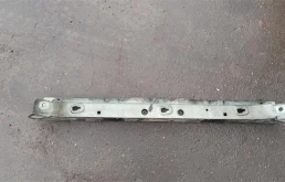 Панель радиатора (телевизор) для Opel Insignia 2012 года на фотографиях