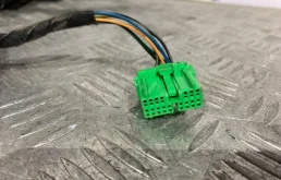 Стекла и зеркала для Volvo C30 2012 года на фотографиях