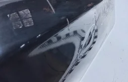 Крылья для BMW 7er 2011 года на фотографиях