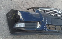 Усилитель переднего бампера для Opel Insignia на фотографиях