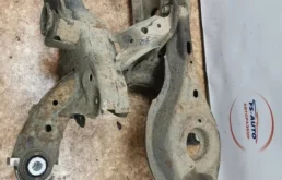 Задний подрамник для Mazda CX 5 на фотографиях