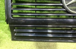 Решетка радиатора для Mercedes-Benz G class 2001 года на фотографиях