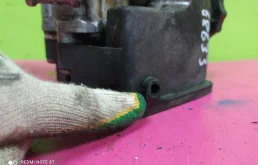 Насос ГУР для Mercedes-Benz Sprinter на фотографиях