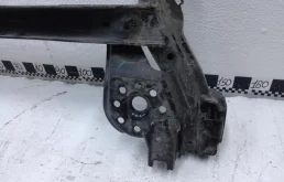 Задняя балка для Hyundai Solaris 2022 года на фотографиях