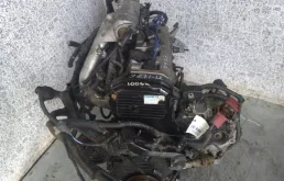 Двигатель для Toyota RAV4 1996 года на фотографиях