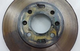 Диски тормозные передние (комплект) для Hyundai Solaris 2019 года на фотографиях