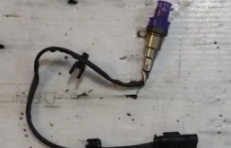 Лямбда-зонд (верхний) для BMW X3 2018 года на фотографиях