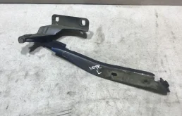 Петля капота левая для Nissan Note 2012 года на фотографиях