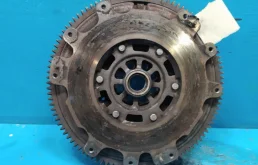 Маховик для Nissan X-Trail на фотографиях